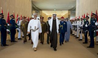 الإمارات وعُمان تؤكدان مواقفهما الداعية إلى الاستقرار في المنطقة