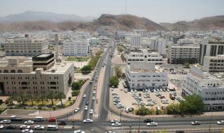 مصرع 3 ممرضات في حادث دهس مروع في سلطنة عمان (فيديو)
