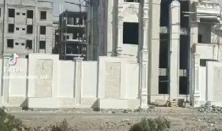 اليمن : قصر عملاق في قلب عدن يمتلكه أحد قيادات المجلس الرئاسي