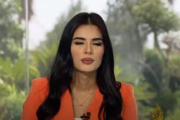 الخليج الان : مذيعة ساحرة الجمال بقناة الجزيرة تسقط مغشياً عليها على الهواء.. وزميلها يُفاجئ الجميع بردة فعل غير متوقعة (فيديو)