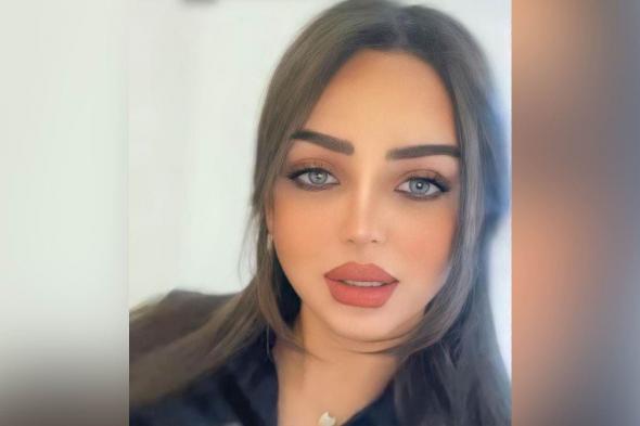 مشهورة السناب شات السعودية رهف القحطاني تكشف عن وجه والدتها عن طريق الخطأ..(فيديو)