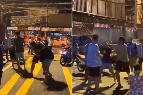 بالفيديو.. مشاجرة جماعية عنيفة بين شباب خليجيين في أحد شوارع تايلاند