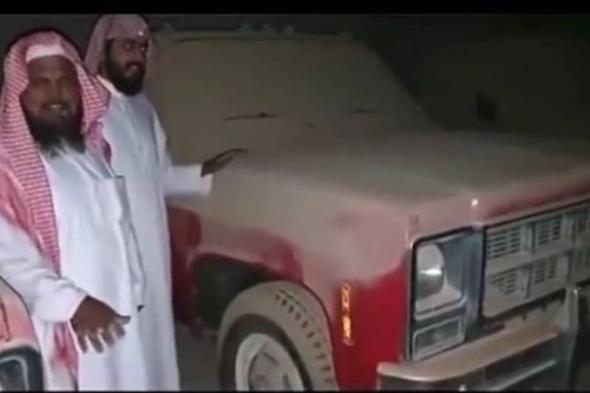 سيارات "جمس" مخزنة داخل قبو في شمال الرياض.. شاهد فيديو