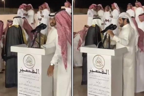 فيديو يثير غضب واسع في السعودية لشخص يصفع آخر على وجهه أمام الجمهور أثناء محاورة شعرية (شاهد فيديو)