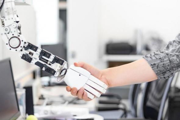 باحثون يطورون مشروعا علميا لإكساب الروبوتات "مهارات اجتماعية"