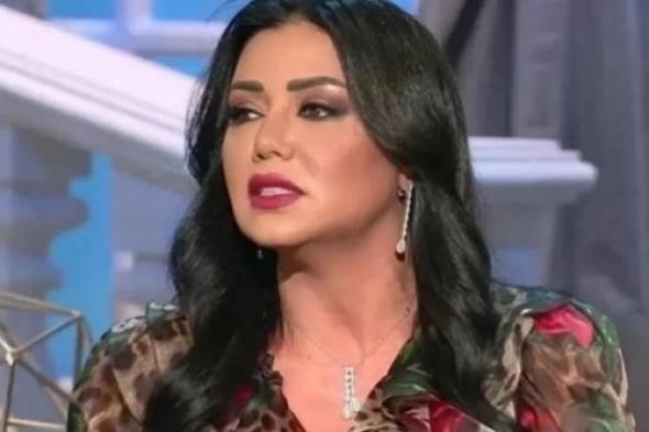 هجوم كبير على الفنانة رانيا يوسف بعد تصريحات (ليلة الخميس).. ياسمين عز تعرقت خجلاً من إجابتها الصادمة