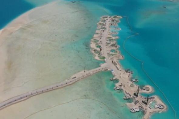 بالفيديو: شاهد آخر الأعمال الإنشائية في جزيرة أمهات السعودية بمشروع البحر الأحمر