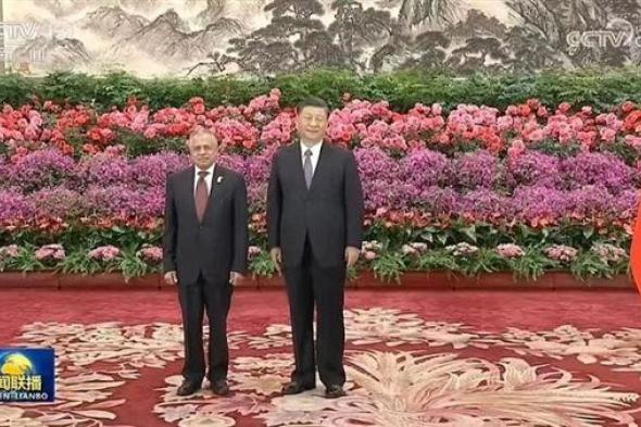 الرئيس الصيني يتسلم اوراق اعتماد سفير اليمن