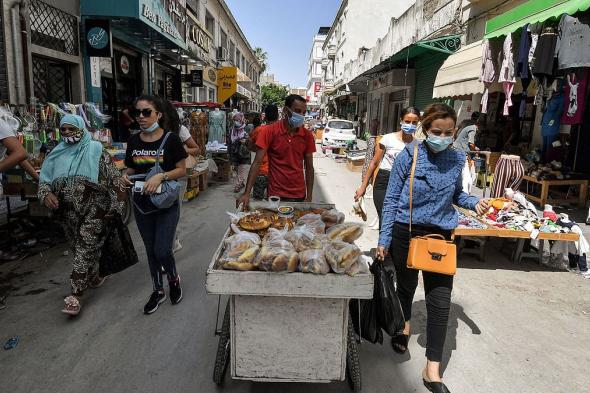 هل تتخطى تونس أزمتها الاقتصادية وتتجنب الإفلاس؟
