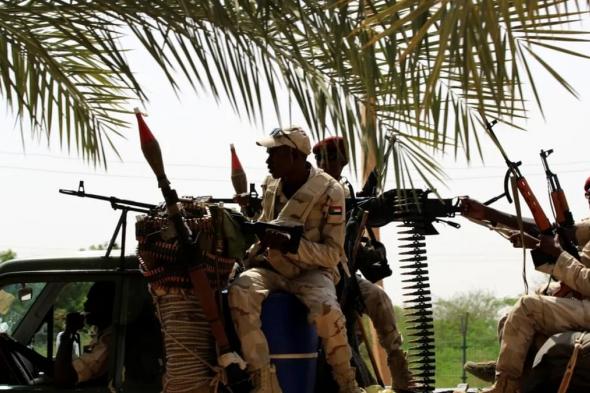 بعد معارك طاحنة.. الدعم السريع تعلن دخولها مقر مدرعات الجيش السوداني