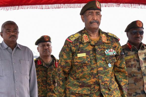 البرهان يصل جوبا ويبحث مع سلفا كير تطورات أزمة السودان