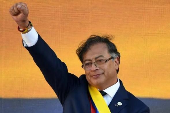 "إنفوباي": دبلوماسية رئيس كولومبيا تنهار