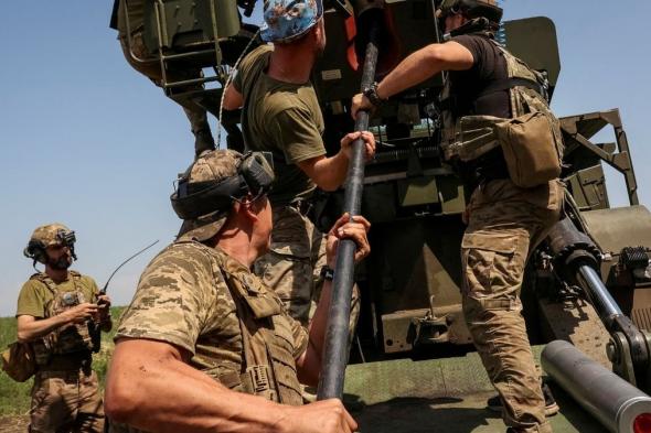 تقرير بريطاني يُرجح انهيار القوات الأوكرانية مطلع الصيف المُقبل