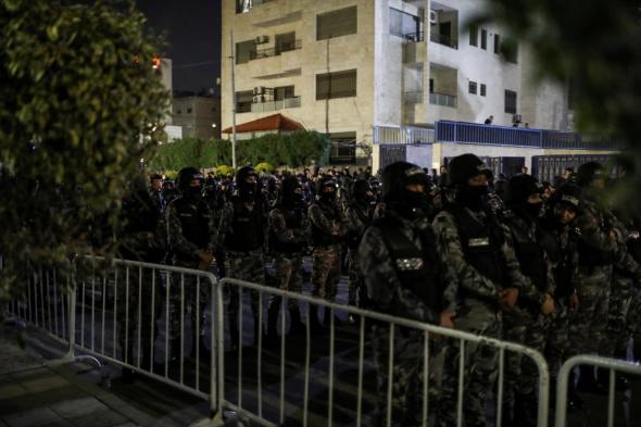 اعتقالات في عمّان.. وسياسيون أردنيون يطالبون بمحاسبة "المعتدين"