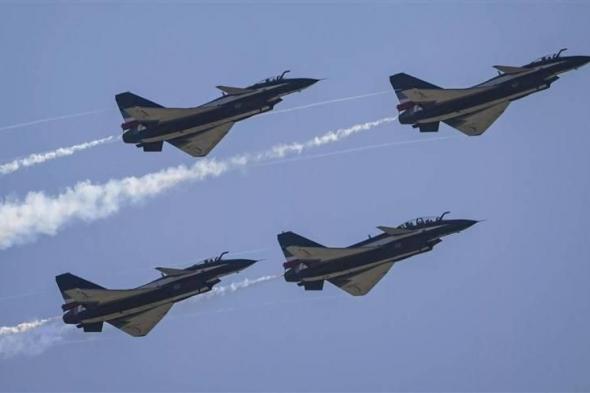 تايوان ترصد 30 طائرة عسكرية صينية في محيط الجزيرة