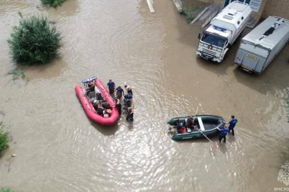 الفيضانات في جنوب روسيا تعرض الآلاف للخطر