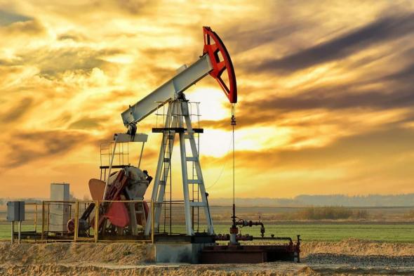 تداولات النفط ترتفع في جلسة اليوم.. إليك آخر سعر للعقود الآجلة عالميًا - موقع الخليج الان