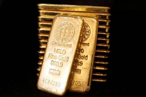 الذهب يواصل تحطيم المستويات القياسية فوق 2400 دولار