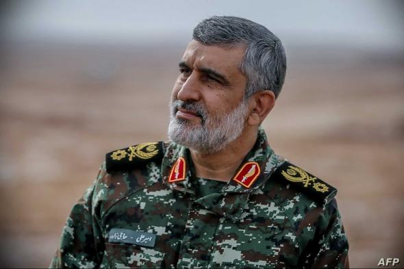 قائد في الحرس الثوري الإيراني: واجهنا إسرائيل بأسلحة قديمة