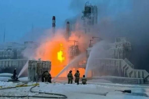 مقتل 3 في حريق بمصنع للمعدات الكهربائية في روسيا