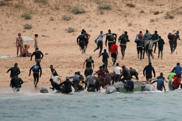 القبض على 52 مهاجرا غير شرعي في المغرب