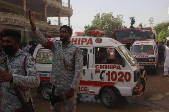 مقتل 20 شخصاً بحادث حافلة في باكستان