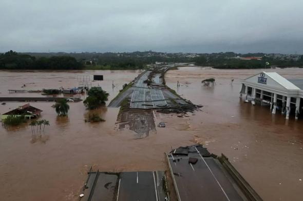حصيلة الفيضانات جنوبي البرازيل ترتفع إلى 56 قتيلاً