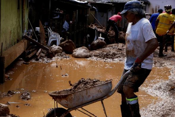 ارتفاع عدد قتلى الأمطار الغزيرة في جنوب البرازيل إلى 56
