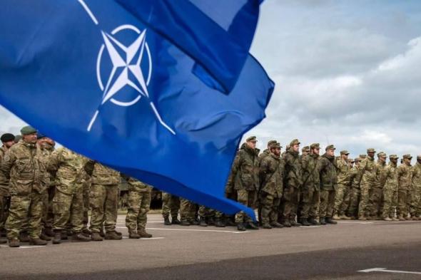 بريطانيا تحث أعضاء الناتو على زيادة نفقاتهم العسكرية