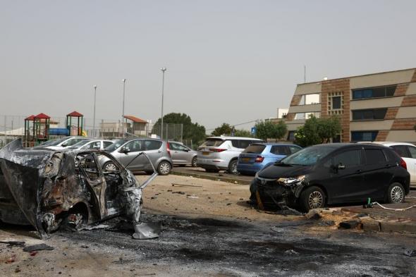 4 قتلى بغارة إسرائيلية على سيارة جنوبي لبنان