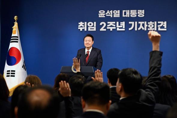 رئيس كوريا الجنوبية يتعهد بعلاقة متوازنة مع موسكو وكييف