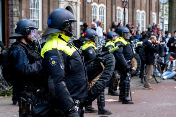 جامعة أمستردام تعلق الدراسة بعد أعمال عنف خلال مسيرة مؤيدة لغزة (فيديو)