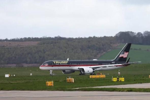 جناح طائرة ترامب يصطدم بطائرة خاصة في مطار بفلوريدا