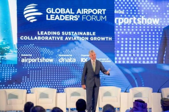 غريفيث: دبي أكبر مطار لحركة المرور الدولية لمئة عام مقبلة