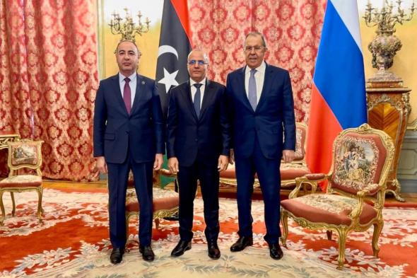 بعد توالي الزيارات.. ماذا تريد روسيا من طرفي الصراع في ليبيا؟
