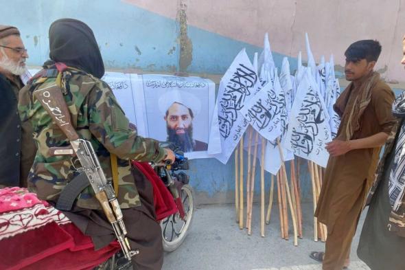 "جبهة تحرير أفغانستان" تعلن استهداف حراسة زعيم طالبان (فيديو) 