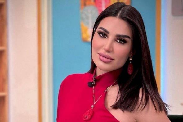 سارة نخلة تعلن انفصالها عن خطيبها بعد أشهر من ارتباطها