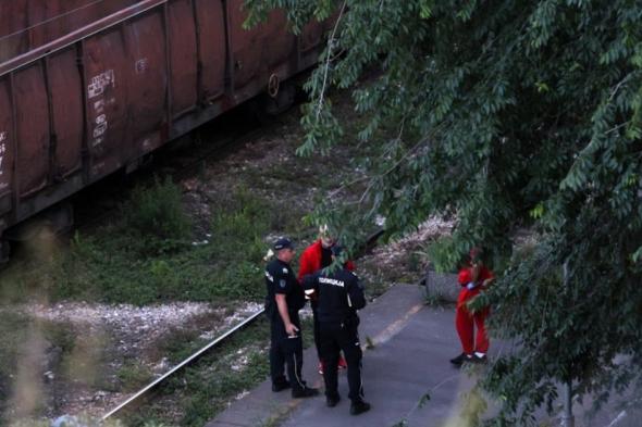 إصابة 13 شخصا جراء تصادم قطارين في بلغراد