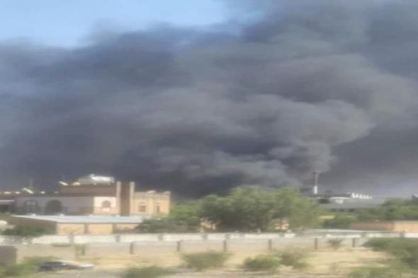 تفاصيل الانفجارات العنيفه التي هزت صنعاء... صور