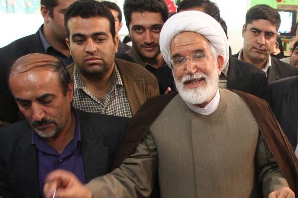 المعارض الإيراني مهدي كروبي يعلن دعمه للمرشح بزشكيان