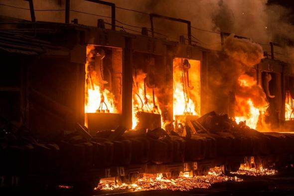 كوريا الجنوبية.. قتيل ومفقودون في حريق بمصنع البطاريات (صور)