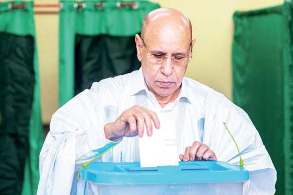 الموريتانيون يصوتون في انتخابات الرئاسة.. والنتائج الأولية تصدر اليوم